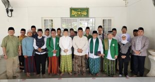 K.H. Zulfa Mustofa saat silaturahmi dengan PCNU kota Palembang di Pesantren Aulia Cendekia Talang Jambe, Palembang, hari Jumat tanggal 29 Maret 2024. (bekisarmedia.id/raam syahfutro)