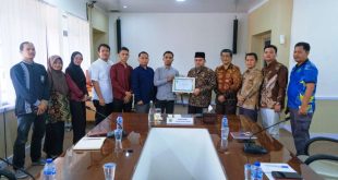 Asisten Bidang Pemerintahan dan Kesejahteraan Rakyat Sekretariat Daerah (Setda) Muba, Yudi Herzandi, menerima audiensi Aliansi Semarak Ramadhan terkait kegiatan Pawai Ramadhan, di Ruang Rapat Randik Setda Muba, hari Jum'at tanggal 8 Maret 2024. (bekisarmedia.id/Eka Sahputra)