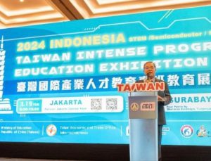 Kepala Perwakilan TETO John C. Chen saat menyampaikan kata sambutan pada Pameran Pendidikan "Taiwan Intense Program" di Hotel Pullman Jakarta pada 19 Maret 2024 (Foto: TETO Jakarta)