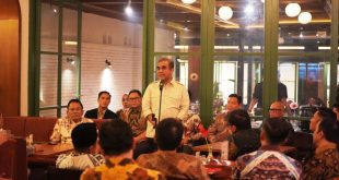 Sekretaris Jenderal Partai Gerakan Indonesia Raya, Ahmad Muzani, menghadiri acara buka puasa bersama dengan jajaran pengurus Partai Gerindra Provinsi Jawa Barat dan Anggota Dewan Perwakilan Rakyat Daerah terpilih, pada hari Kamis tanggal 28 Maret 2024 di Bandung. (dok. gerindra)