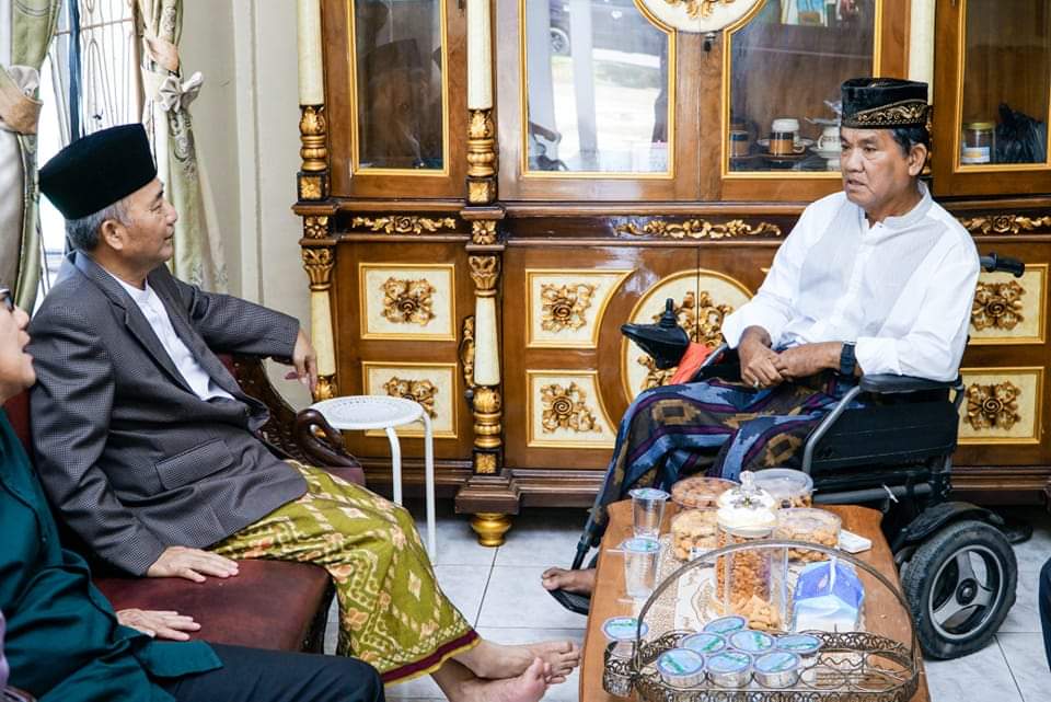 Pj. Bupati Muba yakni H. Apriyadi Mahmud, didampingi Camat Sekayu, Edy Heriyanto, hari Rabu tanggal 10 April 2024, door to door sowan ke rumah-rumah Tokoh Masyarakat (Tomas) dan Tokoh Agama. (bekisarmedia.id/eka sahputra)
