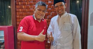 Bakal Calon Wali Kota Pagar Alam dari Jalur Independen, Ustadz Muhaimin AZ, bersama politis Partai Demokrasi Indonesia Perjuangan, Giri Ramandha. (bekisarmedia.id/anugrah putra)