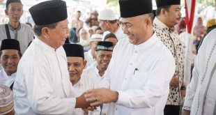 Sekretaris Daerah Kabupaten Musi Banyuasin, H. Apriyadi Mahmud, saat melepas kepergian 270 Jemaah Calon Haji (JCH) pada hari Jum’at tanggal 10 Mei 2024 di Hotel Gambo & Residence Sekayu. (bekisarmedia.id/eka sahputra)