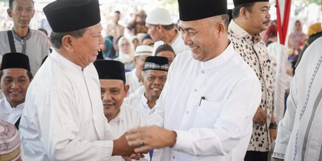 Sekretaris Daerah Kabupaten Musi Banyuasin, H. Apriyadi Mahmud, saat melepas kepergian 270 Jemaah Calon Haji (JCH) pada hari Jum’at tanggal 10 Mei 2024 di Hotel Gambo & Residence Sekayu. (bekisarmedia.id/eka sahputra)