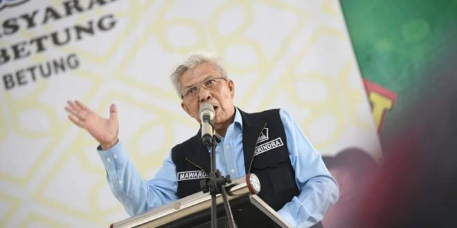 Mawardi Yahya, Bakal Calon Gubernur Provinsi Sumatera Selatan, saat menghadiri pertemuan dengan masyarakat Betung. (bekisarmedia.id/oyong Hairudin)