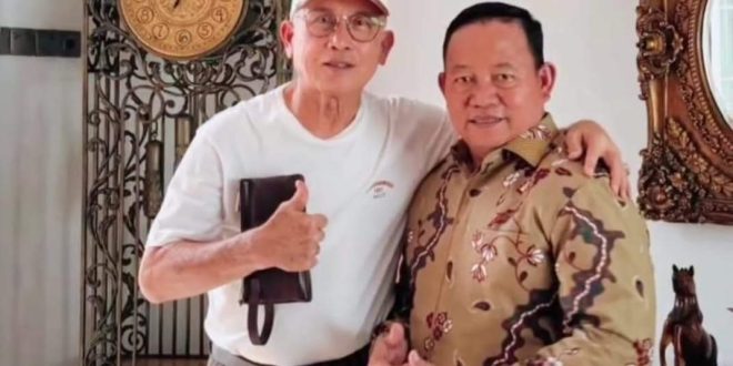 Bakal Calon Wali Kota Lubuklinggau, Imam Senen, bersama Mantan Wali Kota Lubuklinggau, Riduan Effendi, hari Jum'at tanggal 17 Mei 2024. (BekisarMedia.id/Oyong Hairudin)