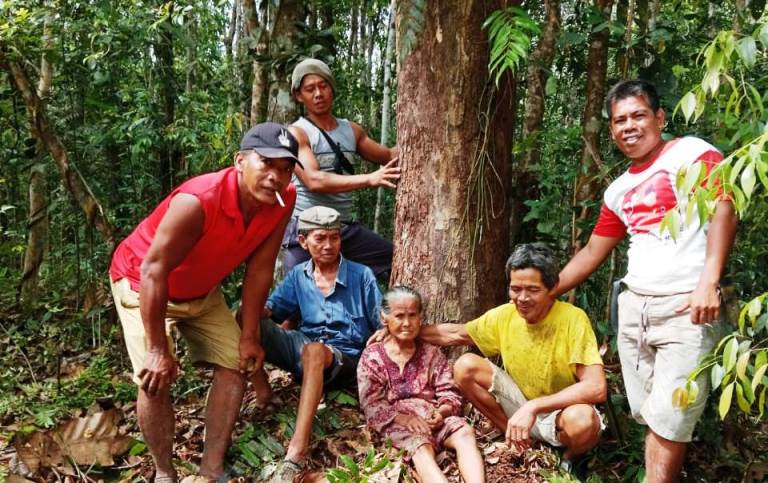 Zulaiha telah ditemukan oleh warga dalam keadaan selamat dan telah berkumpul kembali dengan keluarga besarnya. (bekisarmedia.id/eka sahputra)