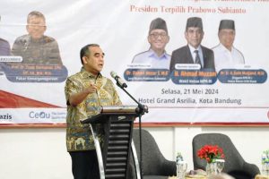 Wakil Ketua Majelis Permusyawaratan Rakyat (MPR) Republik Indonesia, Ahmad Muzani, menjadi key note speaker dalam seminar kebangkitan nasional bertema Peran dan Kontribusi Umat Islam dalam Program Transformasi Bangsa Indonesia Presiden Terpilih Prabowo Subianto di Bandung, hari Selasa tanggal 21 Mei 2024. (bekisarmedia.id/tri ricki)