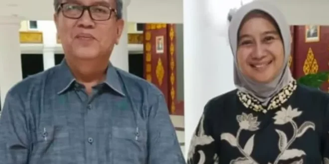 Pasangan Bakal Calon Bupati dan Wakil Bupati Kabupaten Muara Enim Periode 2024-2029, Ahmad Rizali dan Shinta Paramita. (bekisarmedia.id/oyong hairudin)