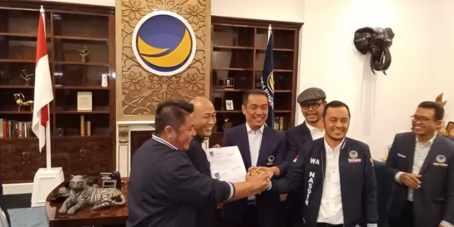Yopi Karim menerima Rekomendasi dari Partai NasDem sebagai Bakal Calon Wali Kota Lubuklinggau, hari Senin tanggal 3 Juni 2024. (Yopi Karim)