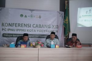 Dewan Perwakilan Daerah (DPD) Republik Indonesia, Dr. H. Hilmy Muhammad, M.A., saat mengisi stadium general dalam acara Konferensi Cabang (Konfercab) Ikatan Pelajar Nahdlatul Ulama (IPNU) dan Ikatan Pelajar Putri Nahdlatul Ulama (IPPNU) di Madrasah Aliyah Negeri (MAN) II Yogyakarta, pada hari Sabtu tanggal 8 Juni 2024. (Bekisar Media /