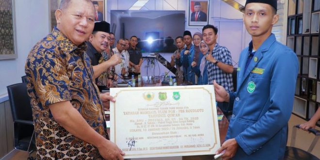 Ketua IPNU Kabupaten Muba, Immamul Ghozi, saat melakukan audiensi dengan jajaran Pemerintah Kabupaten (Pemkab) Muba, yang diterima langsung oleh Pj. Sekretaris Daerah (Sekda) Kabupaten Muba, Musni Wijaya, dan jajaran Perangkat Daerah lainnya yang berlangsung di Ruang Rapat Sekda Muba, hari Kamis tanggal 17 April 2024. (Bekisar Media / Eka Sahputra)