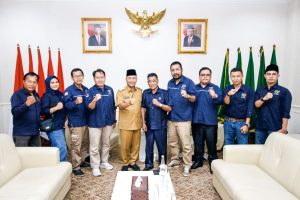 Ketua dan Pengurus Persatuan Wartawan Indonesia (PWI) Provinsi Sumatera Selatan (Sumsel) melakukan audiensi dengan Pj. Bupati Kabupaten Musi Banyuasin (Muba), H. Apriyadi Mahmud. Pertemuan berlangsung di Ruang Audiensi Bupati Muba, hari Selasa tanggal 16 April 2024. (Bekisar Media / Eka Sahputra)