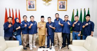 Ketua dan Pengurus Persatuan Wartawan Indonesia (PWI) Provinsi Sumatera Selatan (Sumsel) melakukan audiensi dengan Pj. Bupati Kabupaten Musi Banyuasin (Muba), H. Apriyadi Mahmud. Pertemuan berlangsung di Ruang Audiensi Bupati Muba, hari Selasa tanggal 16 April 2024. (Bekisar Media / Eka Sahputra)
