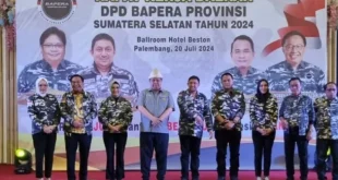 Ketua Umum Partai Golongan Karya, Airlangga Hartarto, didampingi R.A. Anita Noeringhati, saat menghadiri Rapat Kerja Daerah DPD Bapera Provinsi Sumatera Selatan, di Beston Hotel hari Sabtu tanggal 20 Juli 2024. (Bekisar Media/Oyong Hairudin)