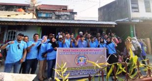 Relawan MATAHATI foto bersama setelah melakukan koordinasi dalam rangka memenangkan Mawardi Yahya dan R.A. Anita Noeringhati sebagai Gubernur dan Wakil Gubernur Provinsi Sumatera Selatan Periode 2024-2029. (BekisarMedia.id/Oyong Hairudin(