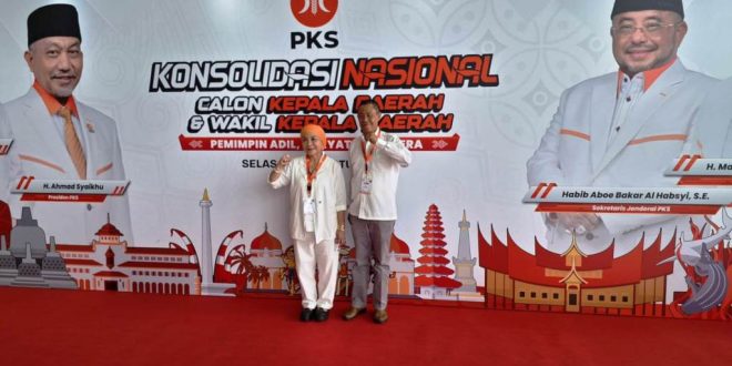 Pasangan Calon Bupati dan Calon Wakil Bupati Kabupaten Musi Banyuasin, Hj. Lucianty dan H. Syaparuddin, menghadiri acara Konsolidasi Nasional Calon Kepala Daerah yang digelar oleh Partai Keadilan Sejahtera, hari Selasa tanggal 20 Agustus 2024. (Bekisar Media / Edi Triono)