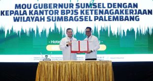 Pj. Gubernur Sumsel melaunching kegiatan perlindungan jaminan sosial ketenagakerjaan bagi pekebun kelapa sawit, yang mana sudah ada, sebanyak 19.023 peserta yang telah terdaftar ke BPJS ketenagakerjaan dari 120 kelembagaan yang ada di Sumsel, pada hari Kamis tanggal 5 September 2024. (foto : Humas Pemprov Sumsel)