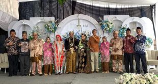 Hj. Lucianty Hadiri Resepsi Pernikahan dr. Ara dan dr. Taufik di Desa Bero Jaya Timur