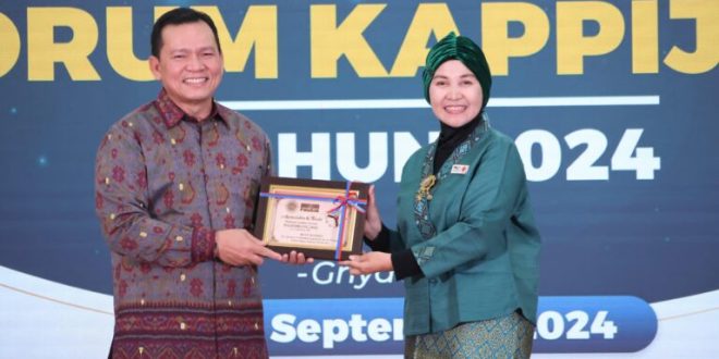 Pj. Gubernur Provinsi Sumatera Selatan, Elen Setiadi, menghadiri acara malam silaturahmi bersama peserta Rapimnas dan NLF KAPPIJA 21 di Griya Agung, Palembang, tanggal 14 September 2024. (foto : Humas Pemprov Sumsel)