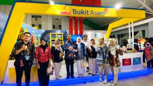 PTBA mengajak Sentra Industri Bukit Asam (SIBA) Rosella, SIBA Batik Kujur, Beskabean Coffee, FnR Craft, dan Arsyillah Craft dalam pameran yang mengangkat tema UMKM Maju Berkelanjutan Menuju Indonesia Emas. (BekisarMedia.id/PT. Bukit Asam)