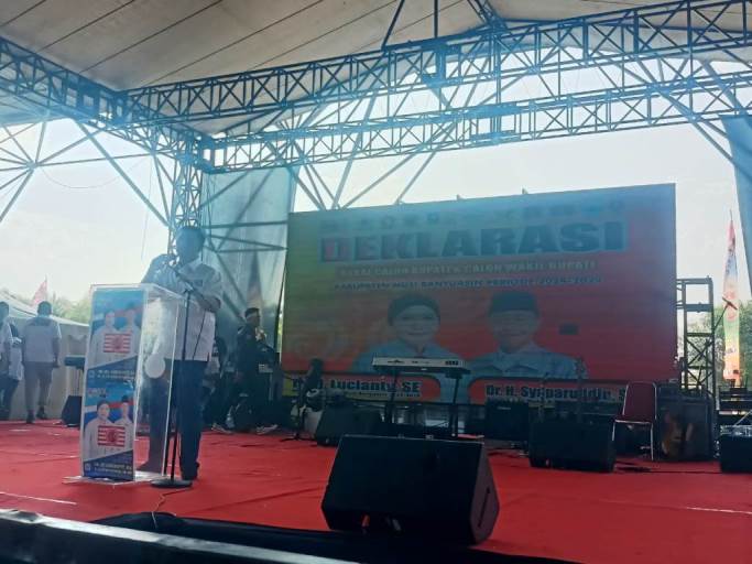 Ketua Majelis Agung Partai Kebangkitan Nusantara (PKN), Gede Pasek Suardika, menghadiri acara Deklarasi Hj. Lucianty dan H. Syaparuddin maju sebagai Bupati dan Wakil Bupati Kabupaten Musi Banyuasin (Muba) pada Pemilihan Kepala Daerah (Pilkada) tahun 2024, di Stable Berkuda Sekayu, hari Selasa siang, tanggal 3 September 2024. (BekisarMedia.id/Eka Sahputra)