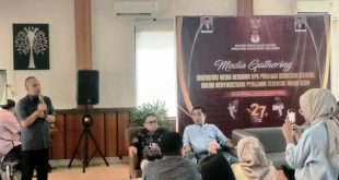 Ketua KPU Provinsi Sumatera Selatan, Andika Pranata Jaya, saat menghadiri Media Gathering dengan tema Sinergitas Media bersama KPU Provinsi Sumatera Selatan dalam Menyukseskan Pemilihan Serentak tahun 2024, hari Jum'at tanggal 20 September 2024, di Kalpataru Palembang. (foto : Bekisar Media / Angga)