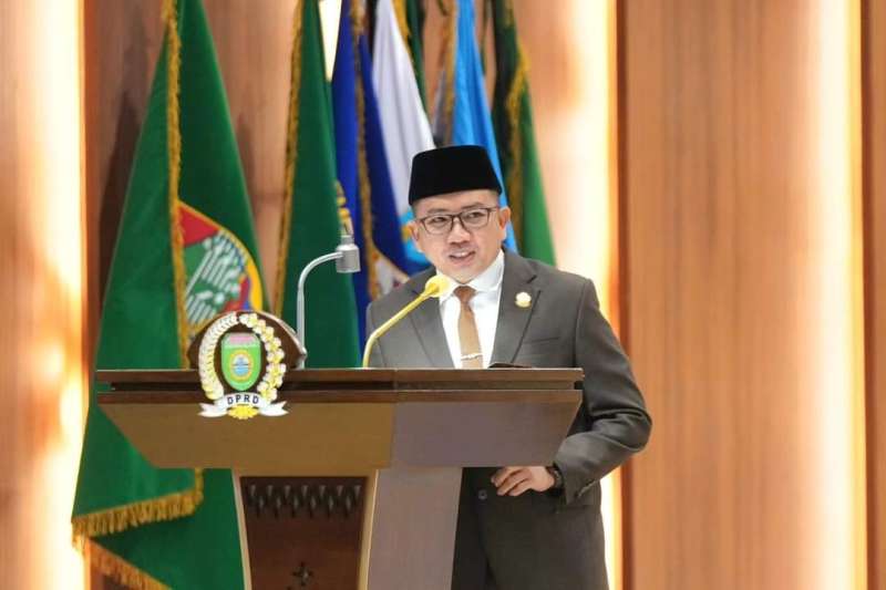Badan Anggaran Dewan Perwakilan Rakyat Daerah Provinsi Sumatera Selatan, Mgs. Syaiful Padli, pada Rapat Paripurna XC (90) Dewan Perwakilan Rakyat Daerah (DPRD) Sumsel dengan agenda Penyampaian Pendapat Akhir Penjabat Gubernur Sumsel Terhadap Rancangan Peraturan Daerah (Raperda) Tentang APBD Provinsi Sumsel Tahun Anggaran (TA) 2025, di Ruang Rapat Paripurna DPRD Sumsel, Jalan POM IX, Kota Palembang, hari Jum’at, tanggal 13 September 2024. (foto : Humas DPRD Sumsel)