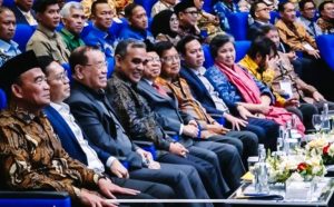 Ketua Dewan Perwakilan Daerah Republik Indonesia, Sultan B. Najamudin, menghadiri Sidang Promosi Doktor Bahlil Lahadalia oleh Sekolah Kajian Stratejik dan Global Universitas Indonesia di Depok, Jawa Barat, pada hari Rabu, tanggal 16 Oktober 2024. (foto : dok. pribadi Sultan B. Najamudin)