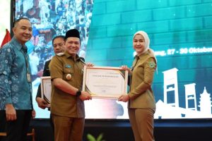 Penjabat (Pj.) Gubernur Provinsi Sumatera Selatan (Sumsel), Elen Setiadi, menghadiri Rapat Koordinasi Daerah (Rakorda) Sensus Pertanian 2023 Tahun 2024 Boleh Badan Pusat Statistik (BPS) Sumsel, di Hotel Harper Palembang, pada hari Senin, tanggal 28 Oktober 2024. (foto : Humas Pemprov Sumsel)