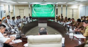 Pemerintah Kabupaten (Pemkab) Musi Banyuasin (Muba) menyambut hangat Entry Meeting Tim Badan Pemeriksa Keuangan (BPK) Perwakilan Provinsi Sumatera Selatan (Sumsel), pada hari Senin, tanggal 18 November 2024 di ruang Serasan Sekate. (foto : Dinkominfo Kabupaten Muba)