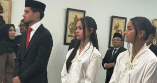 Kevin Diks, Estella Loupattij, dan Noa Leatomu diambil sumpah dan janji setia sebagai Warga Negara Indonesia di di Kedutaan Besar (Kedubes) Indonesia di Kopenhagen, Denmark, pada hari Jum'at, tanggal 8 November 2024. (foto : pssi.org)