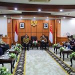Suasana pertemuan antara Ketua Dewan Perwakilan Daerah Republik Indonesia dan jajaran, dengan Ketua Parlemen Singapura, di Ruang Delegasi lantai 8, Komplek Parlemen MPR/DPR/DPD RI, Senayan, pada hari Jum'at, tanggal 24 Januari 2025. (BekisarMedia.id/Biro Pemberitaan dan Media DPD RI)