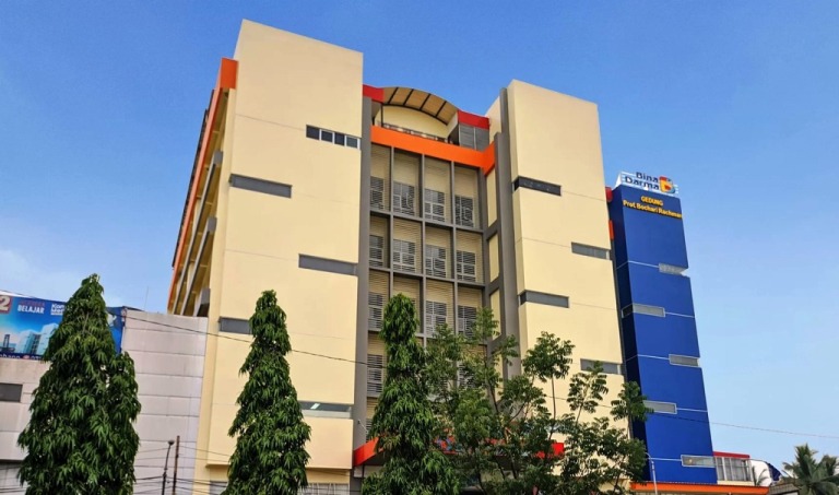 Gedung Kampus Universitas Bina Darma yang berada di Jalan Jenderal Ahmad Yani No. 3 Kecamatan Seberang Ulu I Kota Palembang. (BEKISARMEDIA/OYONG HAIRUDIN)