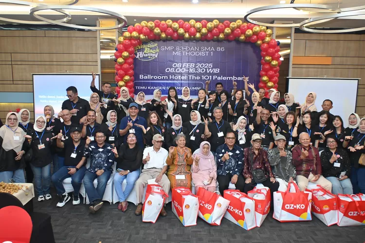 Alumni SMP tahun 1983 dan SMA tahun 1986 Methodist 1 Palembang, sukses gelar reuni penuh kehangatan dan keakraban yang berlangsung di hotel the 1O1 Palembang, pada hari Sabtu, tanggal 8 Februari 2025. (BEKISARMEDIA/RASTI)