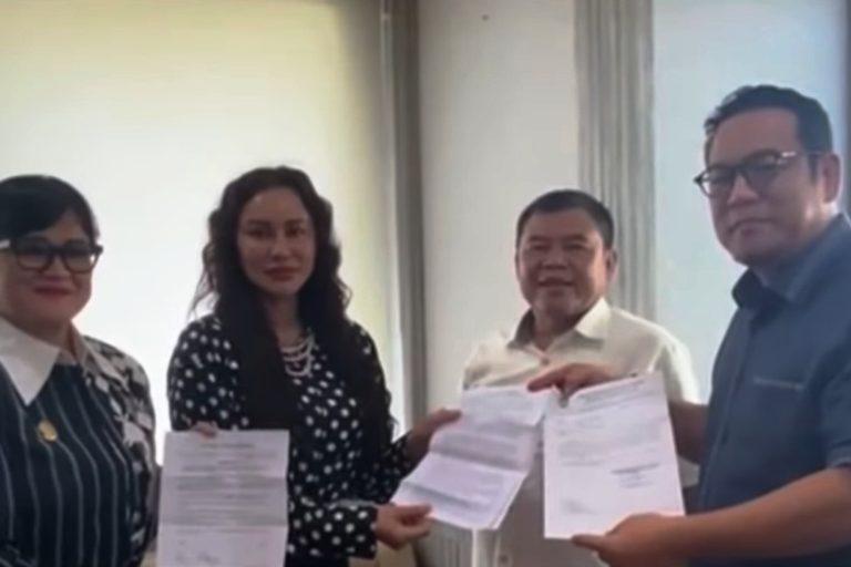 Wakil Ketua dan Anggota Dewan Perwakilan Rakyat Daerah Provinsi Sumatera Selatan melakukan pertemuan dengan Anggota Dewan Perwakilan Rakyat Republik Indonesia, Yulian Gunhar. (BEKISARMEDIA/SIKUMBANG)