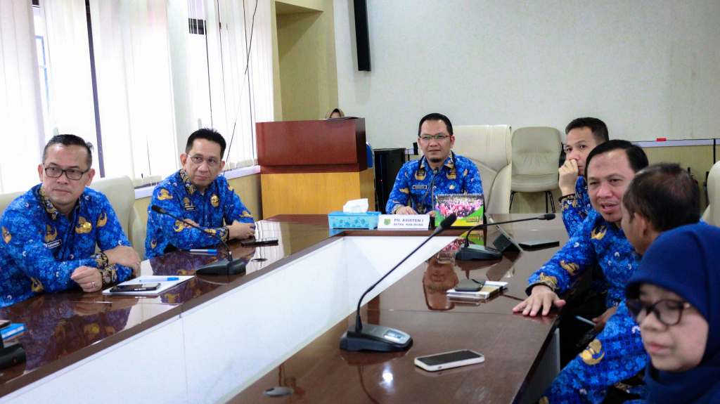 Pemerintah Kabupaten (Pemkab) Musi Banyuasin (Muba) mengikuti Rapat Koordinasi (Rakor) penyelenggaraan Pemerintahan Daerah (Pemda) dan penandatanganan Nota Kesepahaman Pemeriksaan Kesehatan Gratis dan implementasi program 3  juta rumah, pada hari Senin, tanggal 17 Maret 2025. (BEKISARMEDIA/SIKUMBANG)