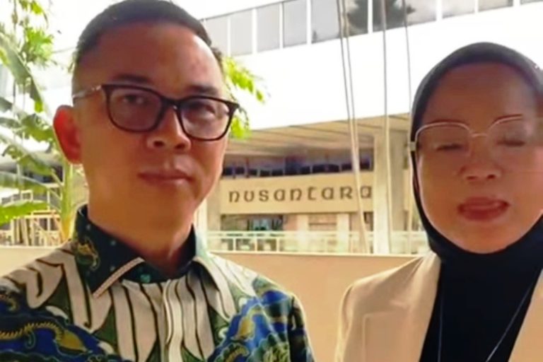 Anggota Komisi 1 Dewan Perwakilan Rakyat Daerah (DPRD) Provinsi Sumatera Selatan (Sumsel) bersama Tenaga Honorer, melakukan audiensi dengan Anggota Dewan Perwakilan Rakyat (DPR) Republik Indonesia, Giri Ramanda N. Kiemas, pada hari Rabu, tanggal 22 Januari 2025. (BEKISARMEDIA/SIKUMBANG)
