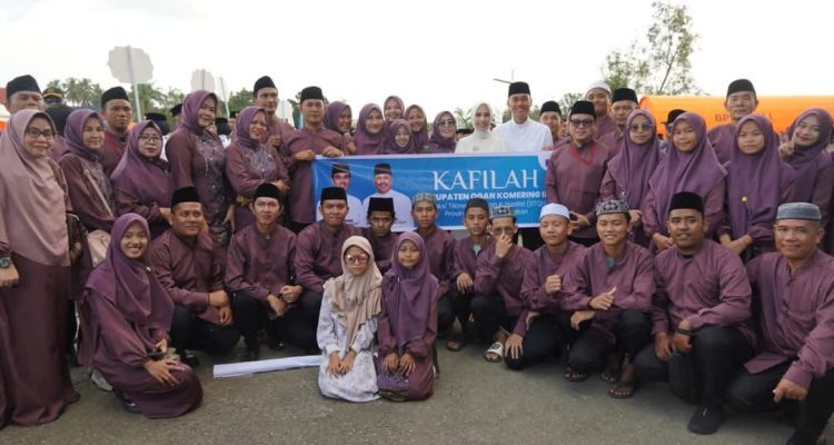 Bupati Kabupaten Ogan Komering Ilir (OKI), H. Muchendi, didampingi Ketua Tim Penggerak (TP) Pemberdayaan Kesejahteraan Keluarga (PKK), Ike Muchendi, menghadiri pembukaan Seleksi Tilawatil Qur'an dan Hadits (STQH) ke 28 tingkat Provinsi Sumatera Selatan (Sumsel), yang digelar di Kabupaten Penukal Abab Lematang Ilir. (BEKISARMEDIA.ID/SIKUMBANG)