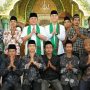 Gubernur Provinsi Sumatera Selatan (Sumsel), Herman Deru dan Bupati Kabupaten Ogan Komering Ilir (OKI), Muchendi Mahzareki, meresmikan Masjid Agung Al Huda yang berada di Desa Tugu Agung, Kecamatan Lempuing, pada Minggu, tanggal 27 April 2025. (BEKISARMEDIA.ID/SIKUMBANG)