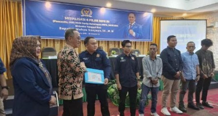 kegiatan Sosialisasi Empat Pilar Majelis Permusyawaratan Rakyat (MPR) Republik Indonesia yang digelar oleh Anggota Komisi XI Dewan Perwakilan Rakyat (DPR) Republik Indonesia sekaligus Anggota MPR dari Fraksi Partai Demokrat, Wahyu Sanjaya. (BEKISARMEDIA.ID/SIKUMBANG)