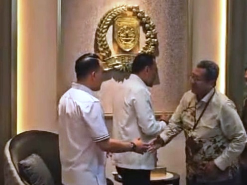 Ketua Dewan Perwakilan Rakyat Daerah (DPRD) Provinsi Sumatera Selatan (Sumsel), Andie Dinialdie, menerima Kunjungan Kerja (Kunker) tim Badan Pemeriksa Keuangan (BPK) Republik Indonesia perwakilan Sumsel, pada hari Kamis, tanggal 6 Maret 2025. (BEKISARMEDIA/SIKUMBANG)