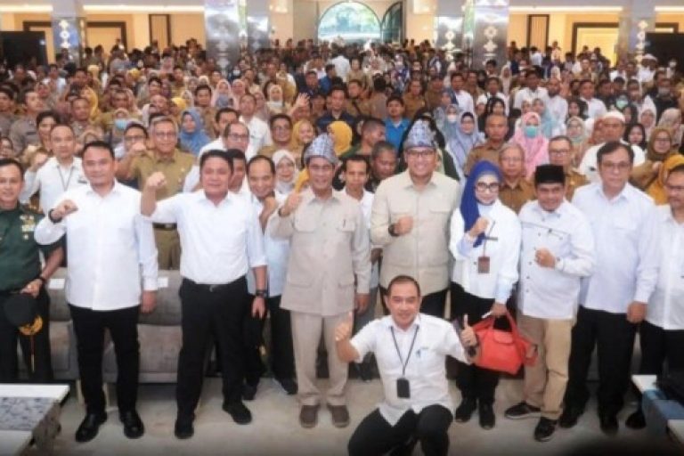 Ketua Dewan Perwakilan Rakyat Daerah (DPRD) Provinsi Sumatera Selatan (Sumsel), Andie Dinialdie, menghadiri langsung Rapat Koordinasi (Rakor) Luas Tambah Tanam dan Penyerapan Gabah, sekaligus Sosialisasi Instruksi Presiden (Inpres) Nomor 3 Tahun 2025 Tentang Pendayagunaan Penyuluh Pertanian. (BEKISARMEDIA.ID/SIKUMBANG)