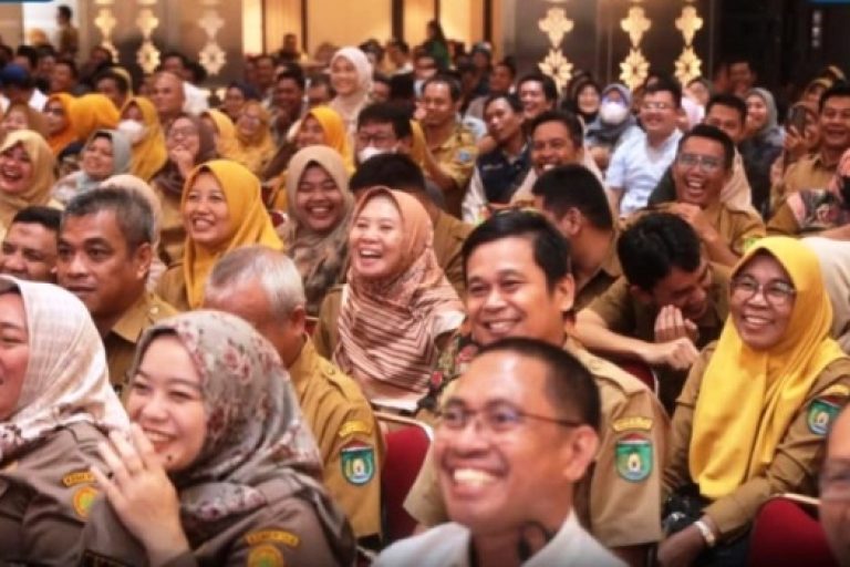 Ketua Dewan Perwakilan Rakyat Daerah (DPRD) Provinsi Sumatera Selatan (Sumsel), Andie Dinialdie, menghadiri langsung Rapat Koordinasi (Rakor) Luas Tambah Tanam dan Penyerapan Gabah, sekaligus Sosialisasi Instruksi Presiden (Inpres) Nomor 3 Tahun 2025 Tentang Pendayagunaan Penyuluh Pertanian. (BEKISARMEDIA.ID/SIKUMBANG)