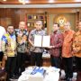 Wakil Ketua Dewan Perwakilan Daerah (DPD) Republik Indonesia, Yorrys Raweyai, sekaligus Ketua Forum MPR FOR PAPUA, bertemu dengan Ketua Majelis Permusyawaratan Rakyat (MPR) Republik Indonesia, Ahmad Muzani. (BEKISARMEDIA.ID/SIKUMBANG)
