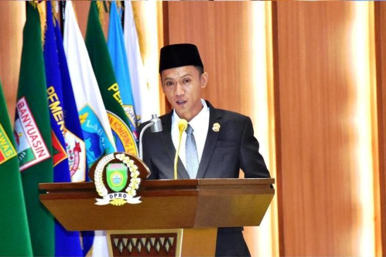 Dewan Perwakilan Rakyat Daerah (DPRD) Provinsi Sumatera Selatan (Sumsel) menggelar Sidang Paripurna XI dengan agenda penyampaian Laporan Hasil Pembahasan dan Penelitian Panitia Khusus (Pansus)-Pansus terhadap Laporan Keterangan Pertanggungjawaban (LKPJ) Gubernur Sumsel Tahun Anggaran 2024, bertempat di Ruang Sidang Paripurna DPRD Sumsel, pada hari Senin, tanggal 14 April 2025. (BEKISARMEDIA.ID/SIKUMBANG)