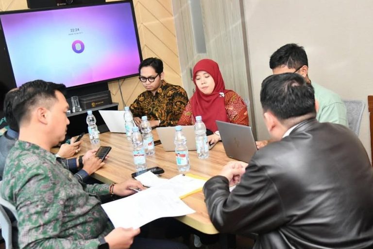 Ketua Dewan Perwakilan Rakyat Daerah (DPRD) Provinsi Sumatera Selatan (Sumsel), Andie Dinialdie, melakukan Kunjungan Kerja (Kunker) ke Kementerian Komunikasi dan Digital Republik Indonesia. (BEKISARMEDIA.ID/SIKUMBANG)