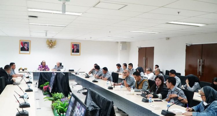 Direktorat Jenderal (Ditjen) Administrasi Hukum Umum (AHU) Kementerian Hukum (Kemenkum) melaporkan kemajuan signifikan program Koperasi Merah Putih, sesuai Instruksi Presiden (Inpres) Nomor 9 Tahun 2025. (BEKISARMEDIA.ID/SIKUMBANG)