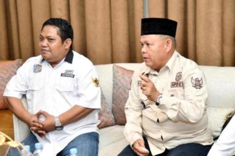 Ketua Dewan Perwakilan Rakyat Daerah (DPRD) Provinsi Sumatera Selatan (Sumsel), Andie Dinialdie, menerima audiensi dari pengurus Dewan Pimpinan Daerah (DPD) Asosiasi Pemerintah Desa Seluruh Indonesia Sumsel. (BEKISARMEDIA.ID/SIKUMBANG)