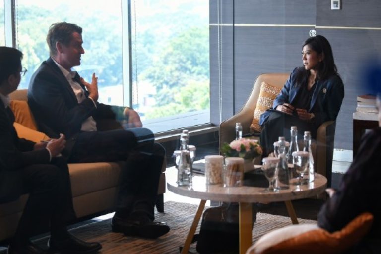 Kepala GSMA Asia Pasifik, Julian Gorman, dalam pertemuan strategis dengan Menteri Komunikasi dan Digital (Komdigi) Republik Indonesia, Meutya Hafid, di Jakarta, pada hari Jum'at, tanggal 9 Mei 2025. (BEKISARMEDIA.ID/KOMDIGI)